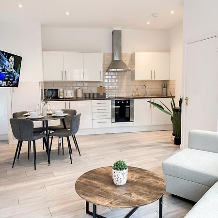 1-Bedroom Apartments In Shoreditch, Old Street, Hoxton Лондон Экстерьер фото