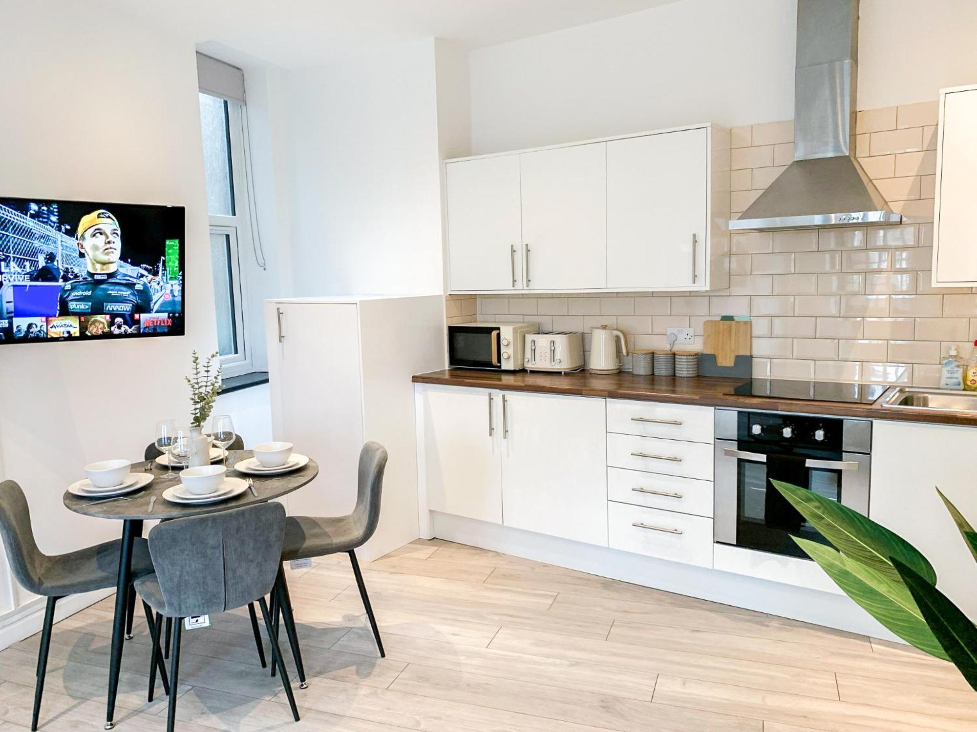 1-Bedroom Apartments In Shoreditch, Old Street, Hoxton Лондон Экстерьер фото
